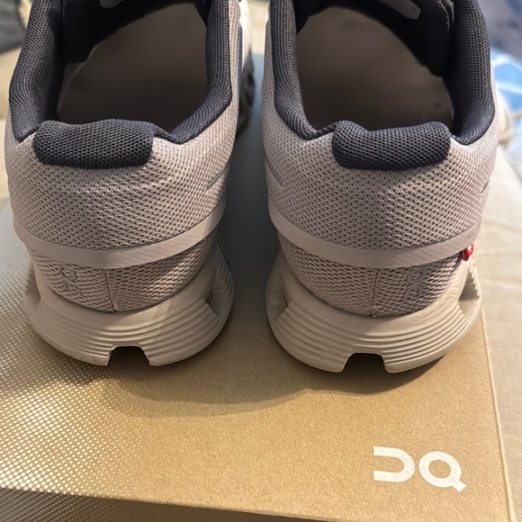 Women’s On Cloud 5 Pearl Frost Size 10 - Picture 3 of 8